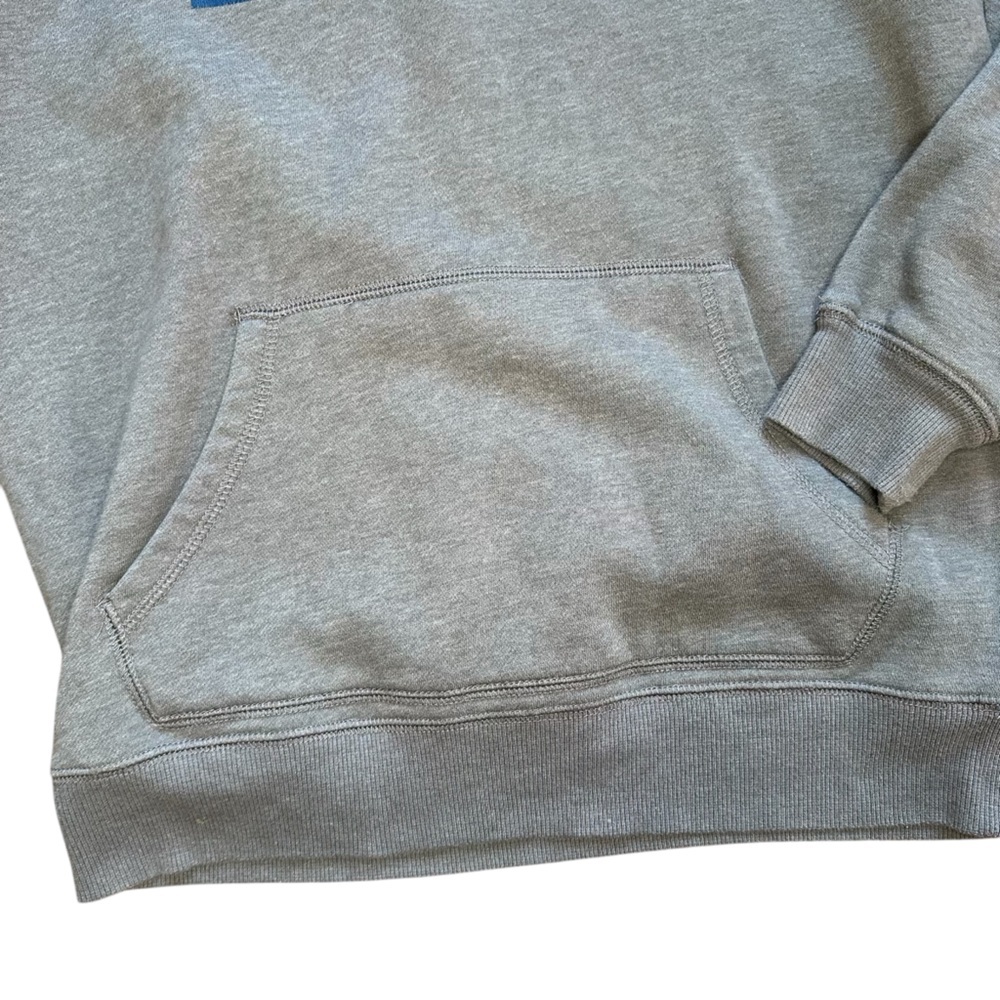 Levi’s Men’s Graphic Pullover Hoodie - Size Medium - Picture 5 of 5